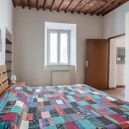 Lucca - Piazza Dell'Anfiteatro Central Apartment! المظهر الخارجي الصورة