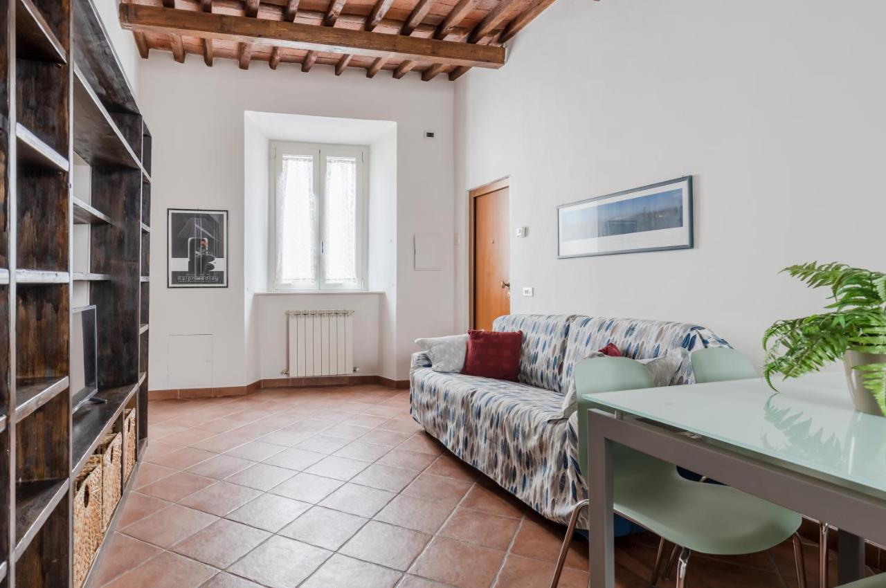 Lucca - Piazza Dell'Anfiteatro Central Apartment! المظهر الخارجي الصورة